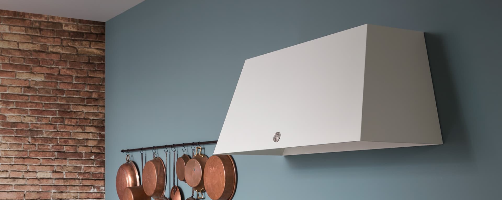 Вытяжка настенная 110 см Bertazzoni Heritage, матово-черная или блестящий слоновая кость - изображение 4