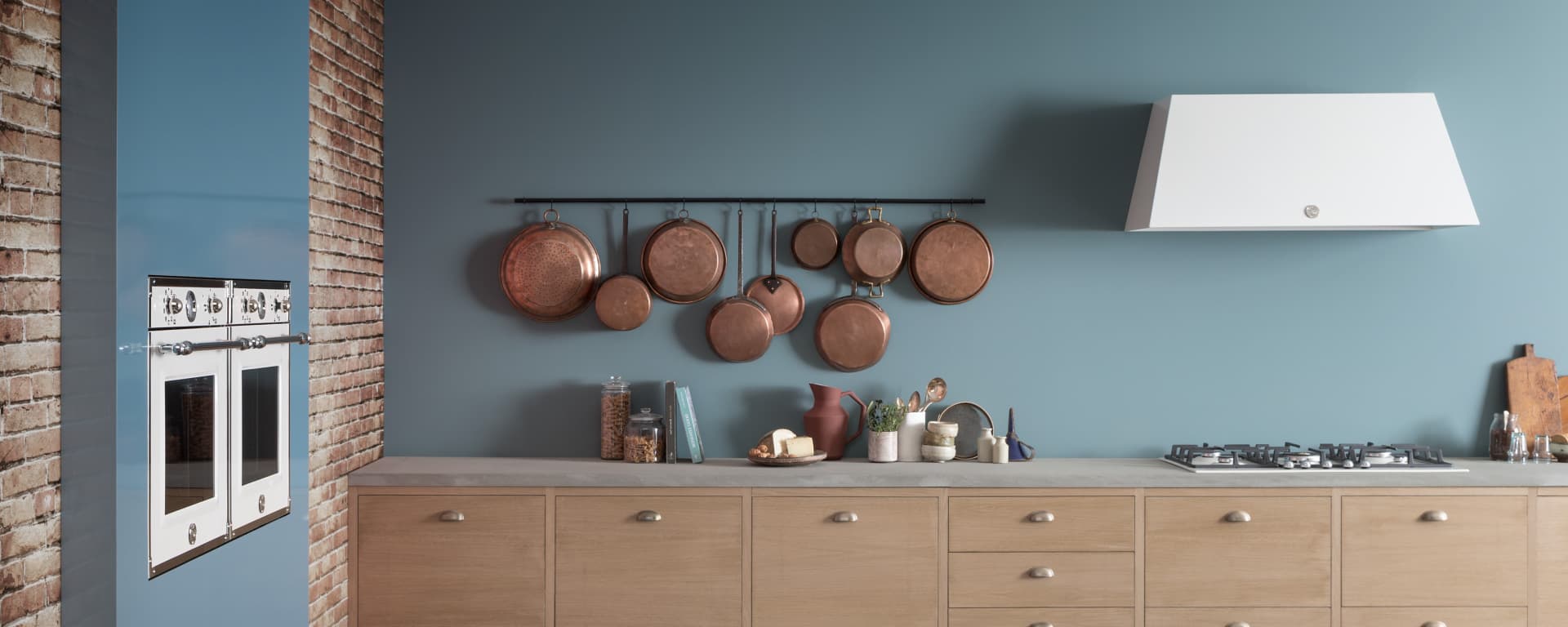 Вытяжка настенная 110 см Bertazzoni Heritage, матово-черная или блестящий слоновая кость - изображение 2